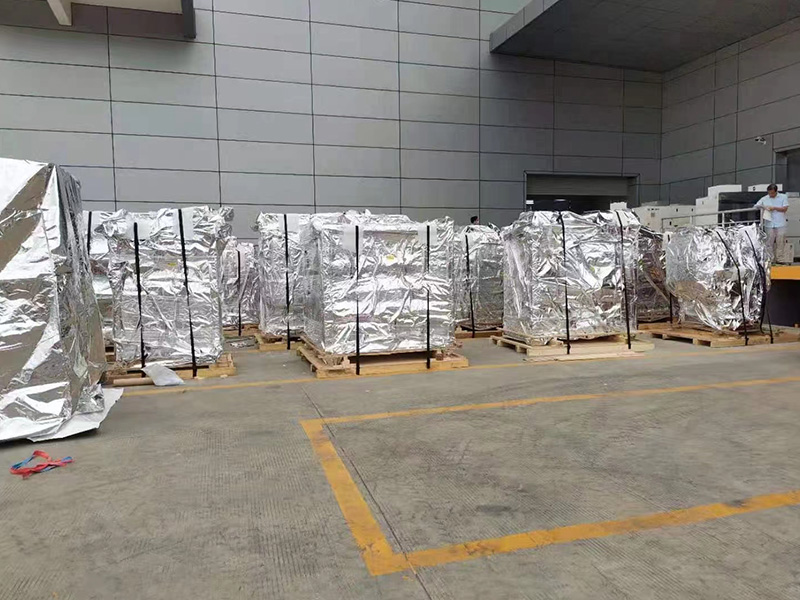 深圳公(gōng)明歐菲光出(chu)口真空木箱(xiang)