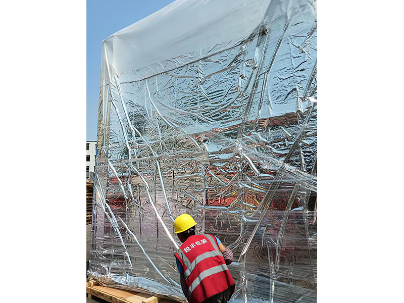 深(shēn)圳某新能源真空(kōng)木箱